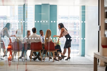 Como convencer seu chefe a adotar um software de gestão de contratos